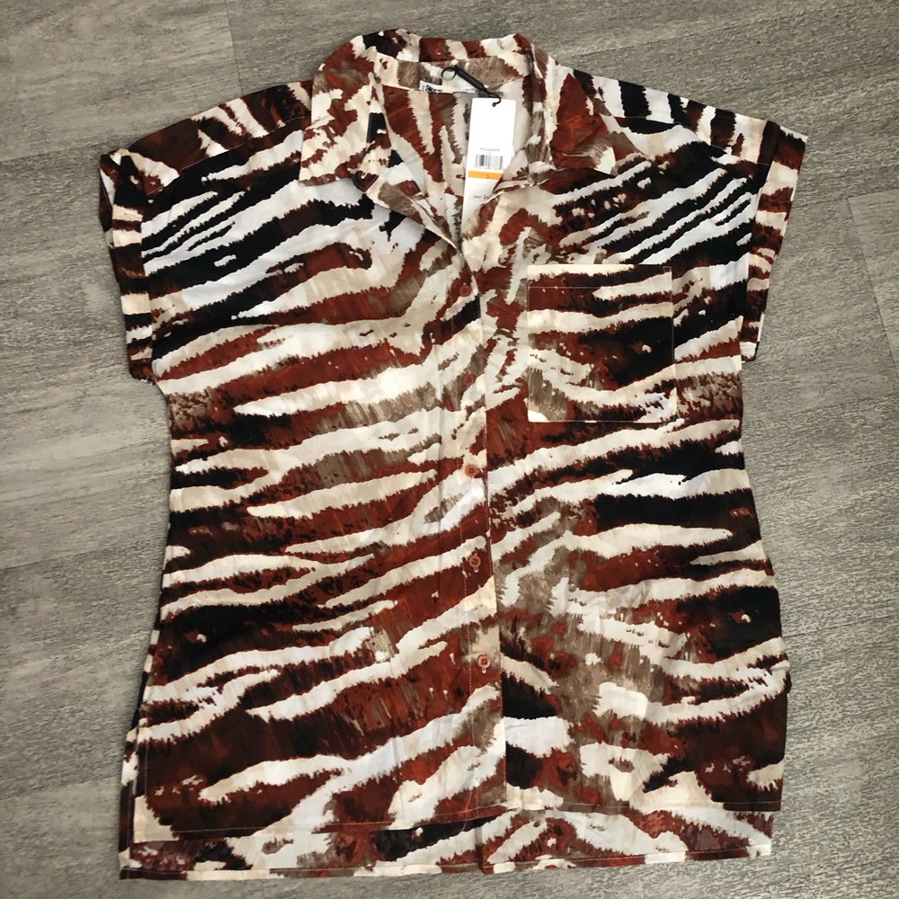 New Calvin Klein zebra print collared button-up blouse S